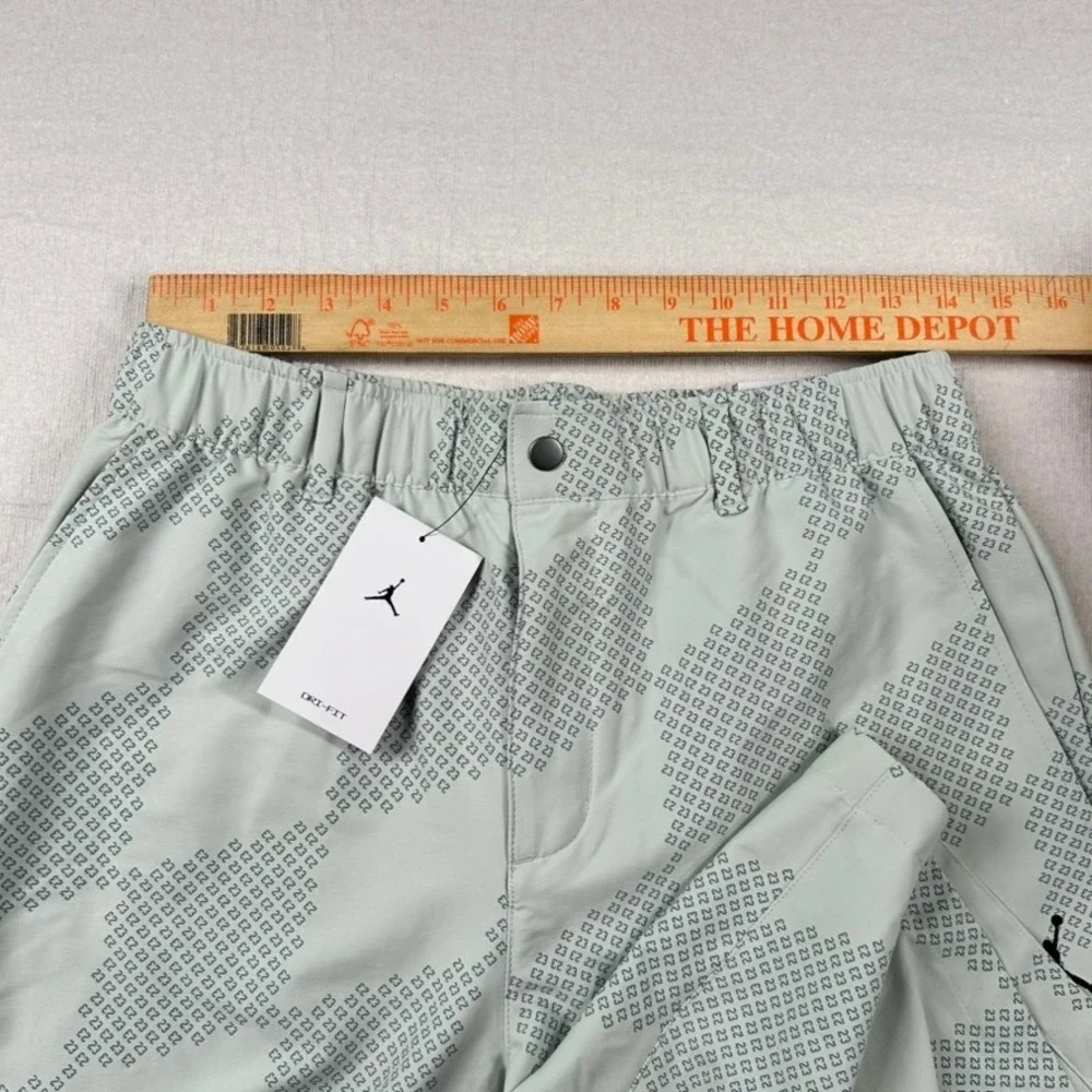 Jordan Golf Shorts Mens Medium 23 Print Monogram Performance 8